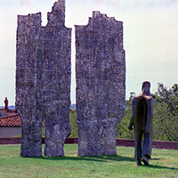 Giuliano Vangi